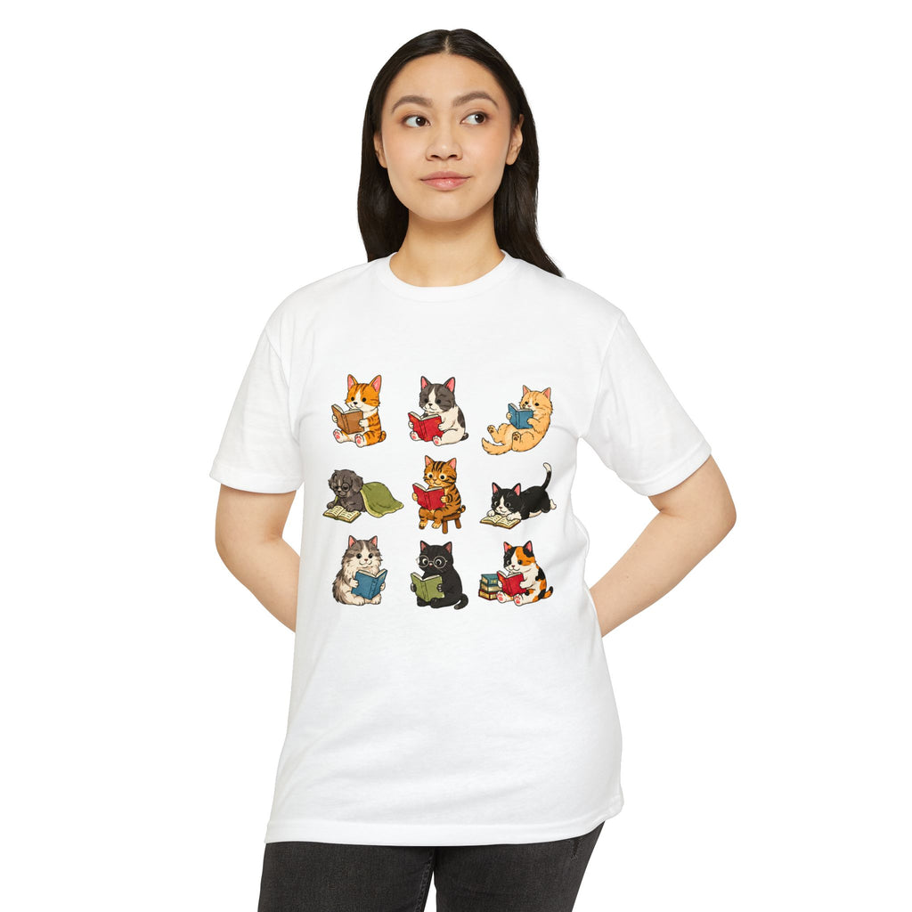 Cute Cats Reading Booklover  T-Shirt