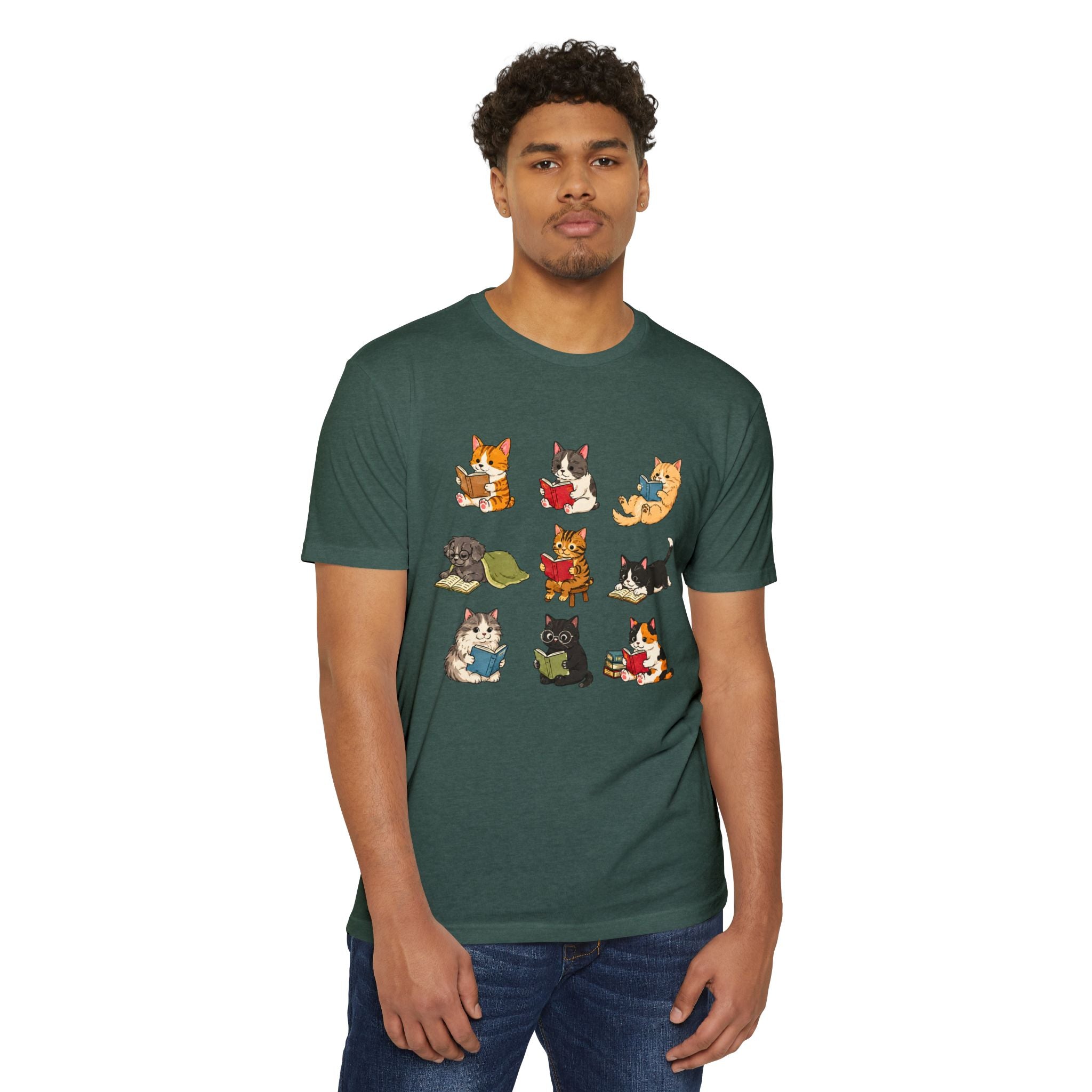 Cute Cats Reading Booklover  T-Shirt