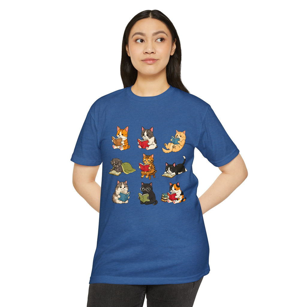 Cute Cats Reading Booklover  T-Shirt