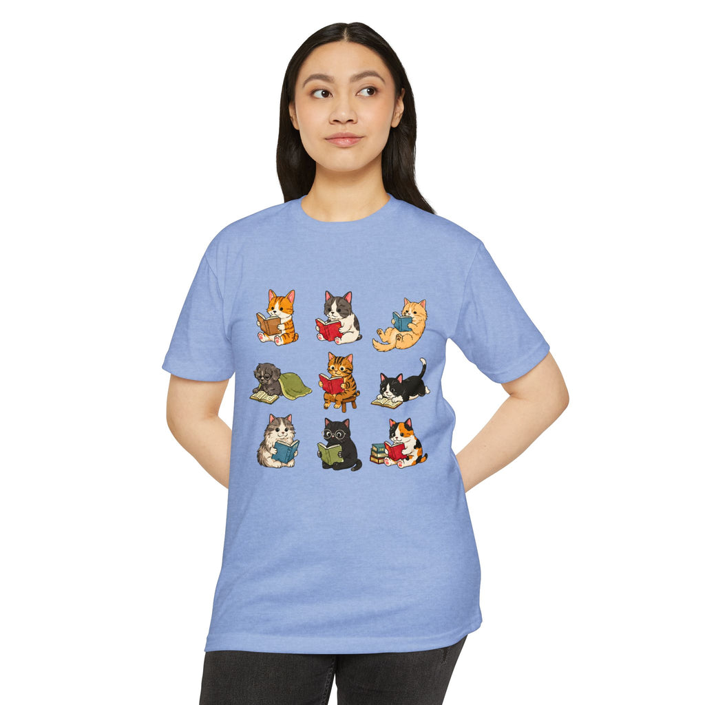 Cute Cats Reading Booklover  T-Shirt