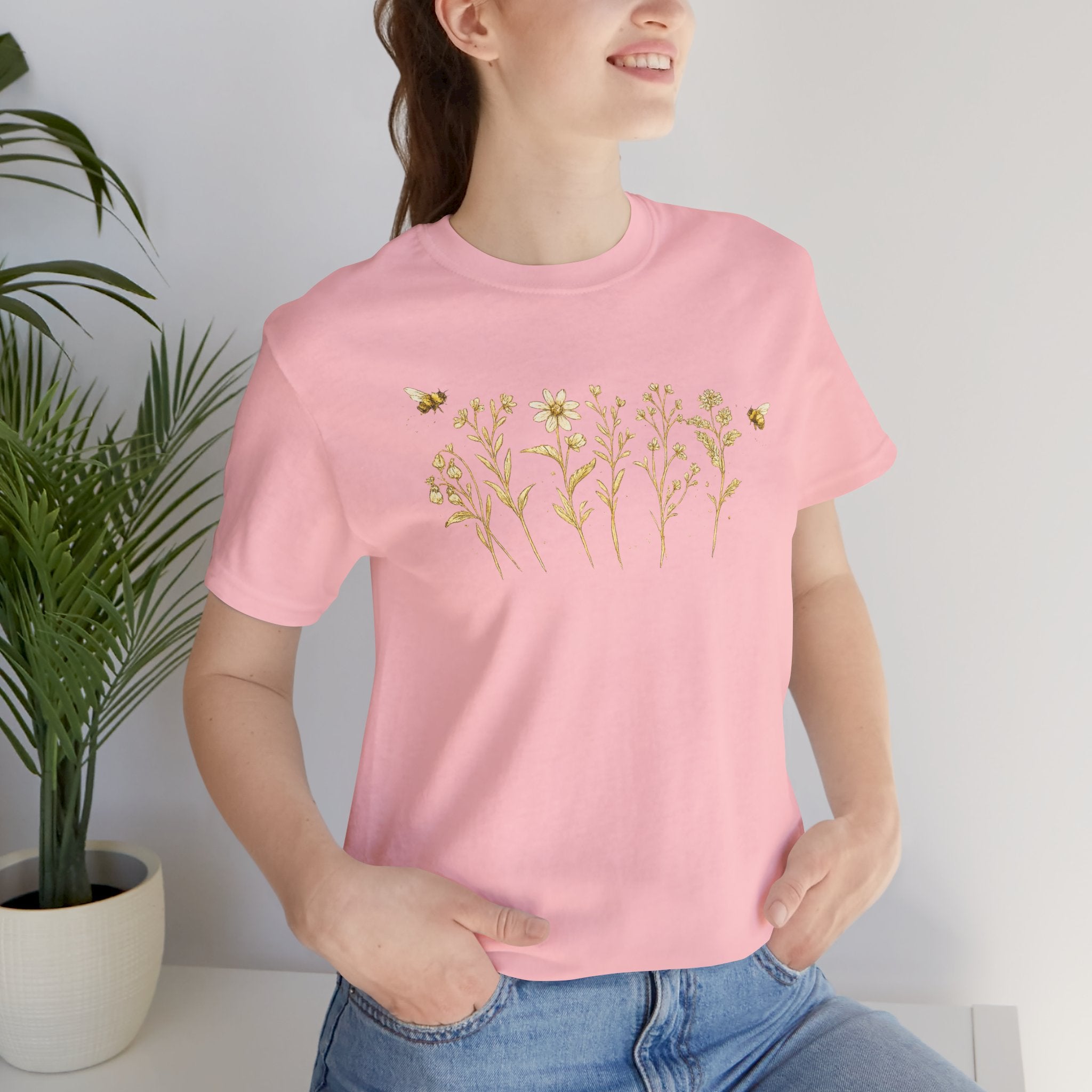 Gold Wildflower Graphic T-Shirt